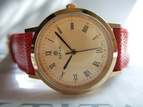 Women titan classic gold - classic,