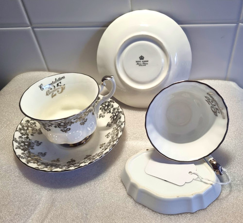 Royal albert bone china - albert,