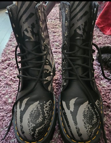 Size martens double - martens,