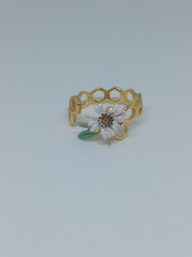 Les nereides white - flower, and