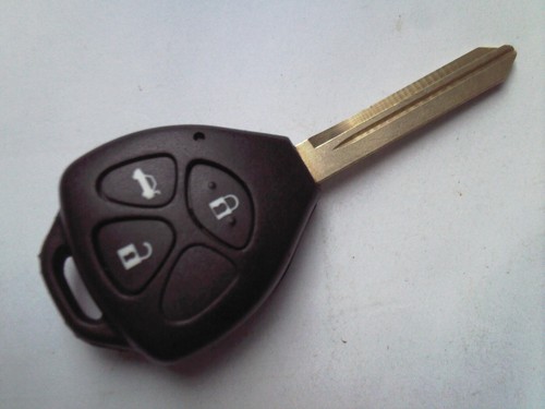 Genuine toyota auris avensis - toyota,