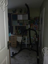 Everlast Freestanding Boxing