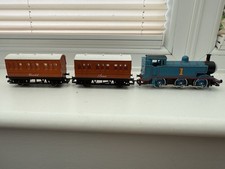 Hornby Thomas The Tank Engine and Annie & Clarabel Coaches