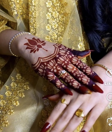 Henna tattoo mehndi - henna,