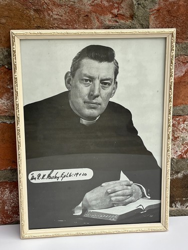 Reverend ian paisley - paisley, framed