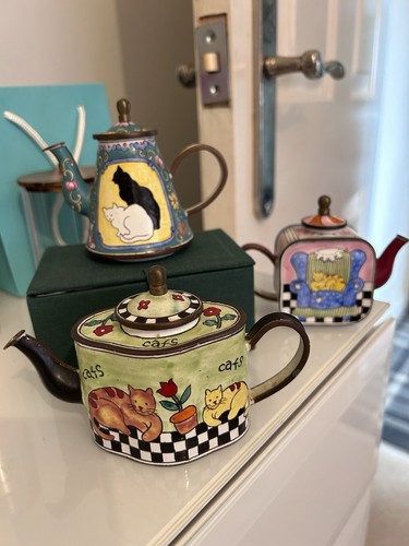 Trade aid enamel teapot - aid,