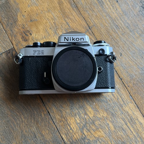 Nikon fe2 35mm film - nikon,