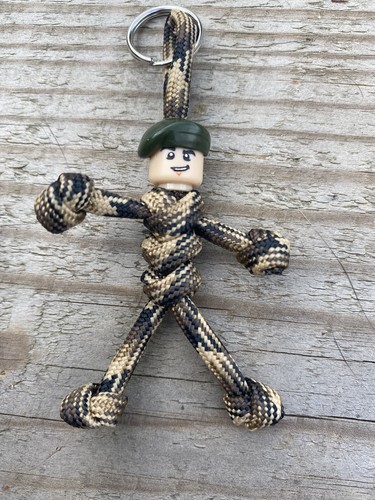 Paracord buddy green - green, beret