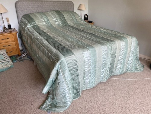 Fabulous laura ashley - laura,