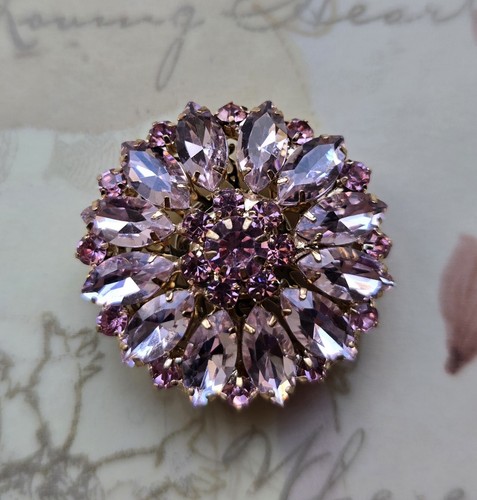 Magnetic brooch pink crystal - magnetic,