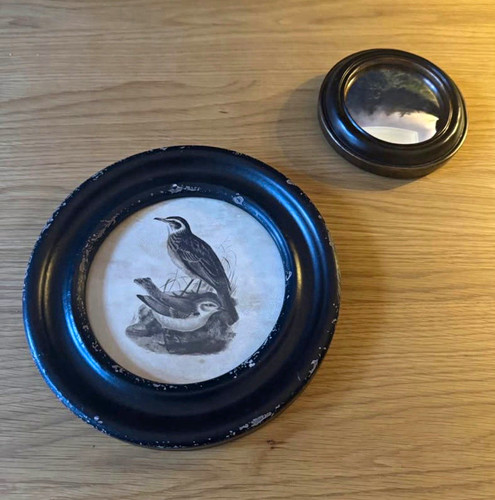 Round photo frame - round,