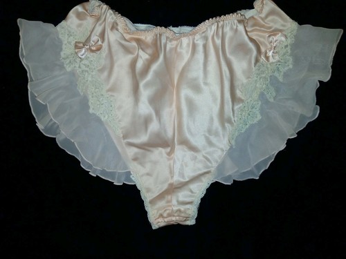 Vintage 90s pink satin - pink, chiffon