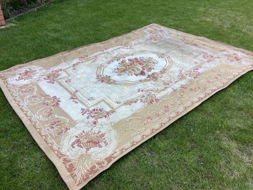 Laura ashley rug - gold, 235
