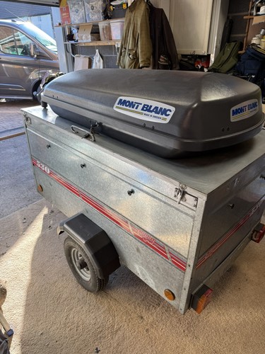 Caddy 530 camping trailer