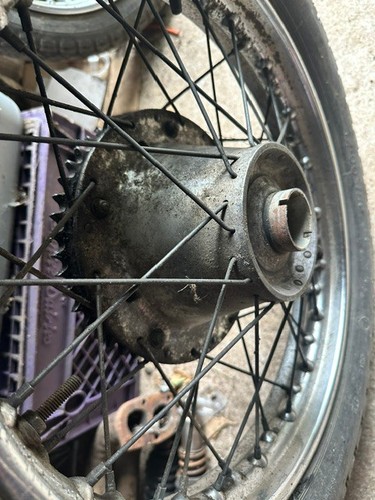 Triumph t120 t140 t150 - triumph, rear