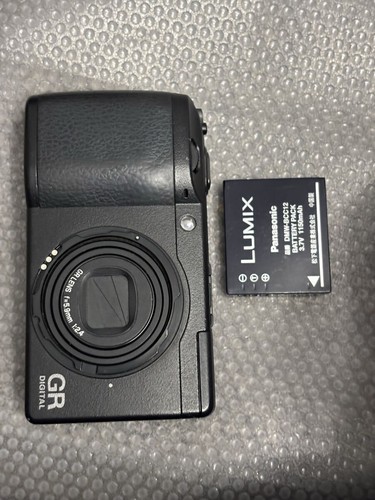 Ricoh digital black - gr, ii