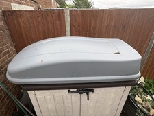 Roof Box and Mounting Kit