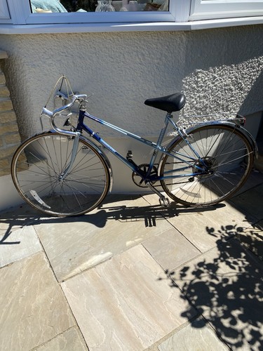 Raleigh wisp road - road, bike