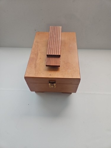 Vintage wooden shoe shine - wooden, box