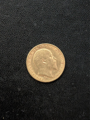 Gold half sovereign - half,