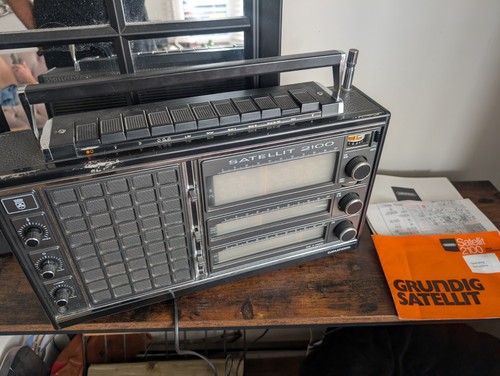 Vintage grundig satellit - vintage,