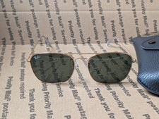 Pre-Owned Ray-Ban RB3136  001
