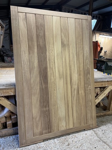 Wooden shed door new - shed,