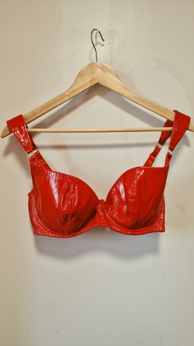 Hustler playful promises - hustler, red