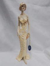 Juliana Collection Figurine