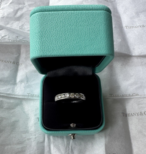 Tiffany diamond 84 carat - diamond,