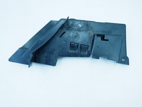 Hull under saddle - saddle, battery