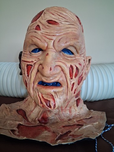 Freddy part mask - 1,