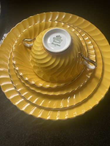 Aynsley bone china plates - plates, and