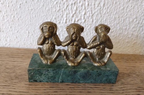Vintage brass bronze wise - bronze,