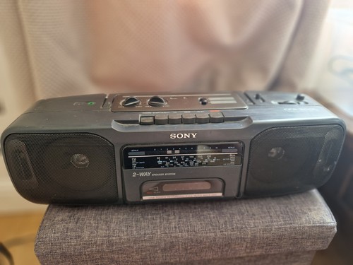 Sony cfs 200l radio cassette - radio,