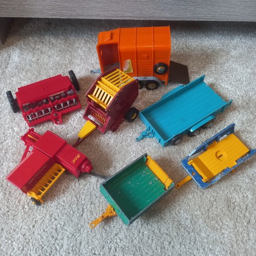 Vintage britains diecast farm - vintage,