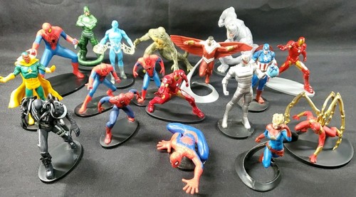 Marvel universe figurines - universe,