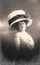 RPPC Belle Epoque Woman Sassy