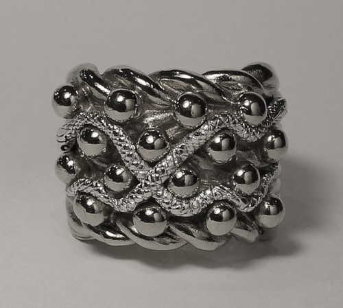 Heavy keeper ring with solid - ring,