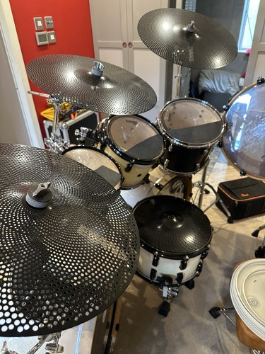 Evans db1 low - low, cymbals