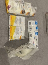 Medela/MAM nursing pads, About 30 Medela milk storage bags + Finger Toothbrush