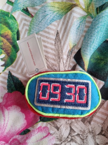 Cath kidston radio clock pin - cath,