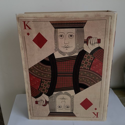 Playing card design storage - playing,