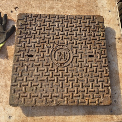 Cast iron manhole cover 528mm - cover,