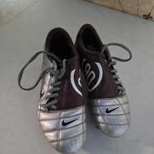 Nike Total 90 III football boots, size UK 7 (EUR 41)
