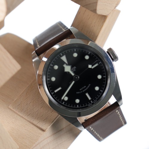 Tudor black bay - 41, |
