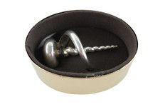 MOET CHANDON FASHION TRIBUTE