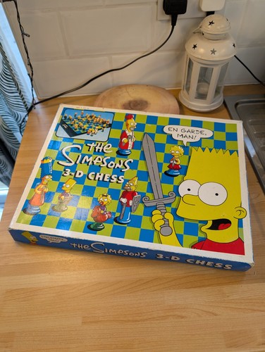 The simpsons chess set - simpsons,