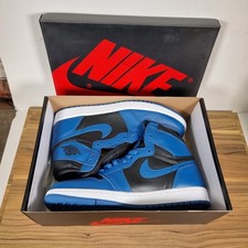 Nike Air Jordan 1 High OG Shoe