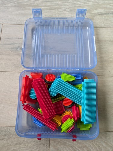 Stickle bricks and carry case - and,